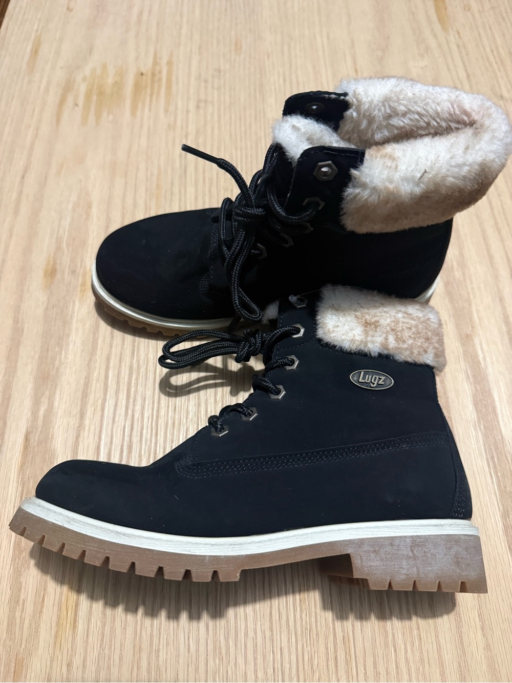 Lugz Black  Boots with Cream Faux-Fur Cuff